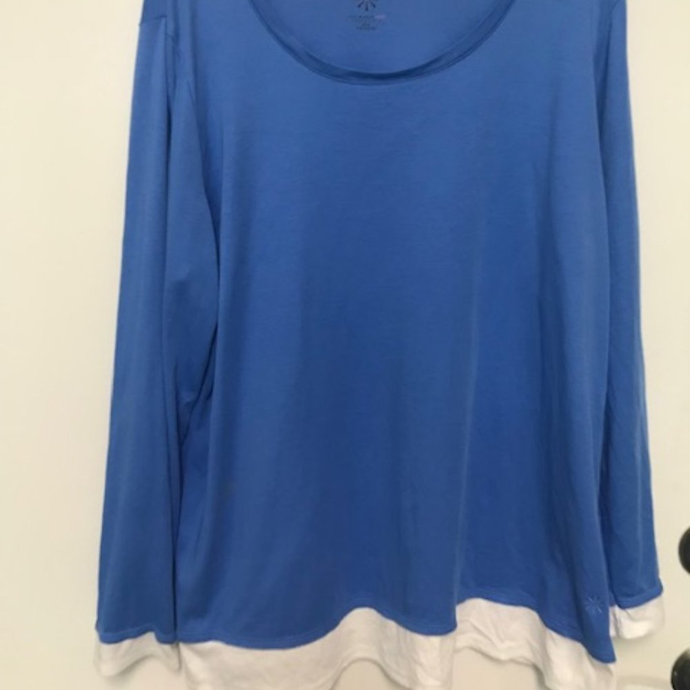Issac Mizrahi Live Long Sleeve Blue/WhiePullover 100% COTTON Top
